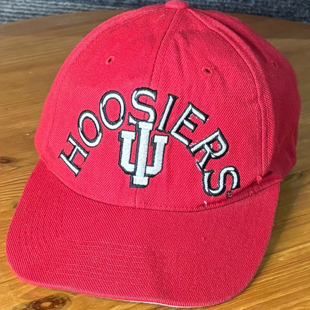Vintage 90’s Sports Specialties Indiana Hoosiers NCAA fitted Hat 7-7/38 M/L